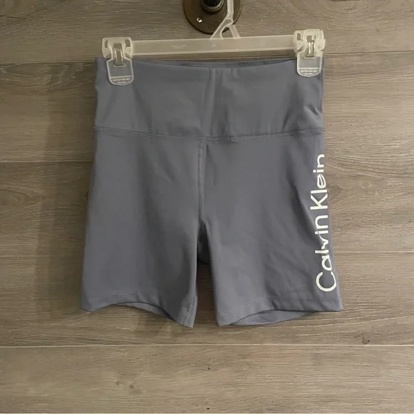 Calvin Klein Performance Set - Picture 6 of 11